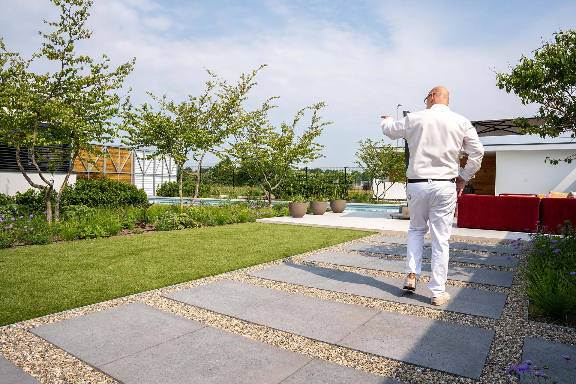 Tuin verbouwd door aannemersbedrijf W. van Griensven B.V.